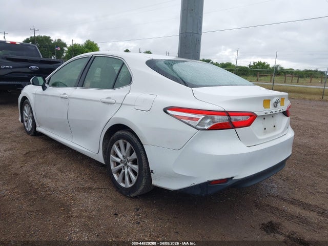 TOYOTA CAMRY - 3