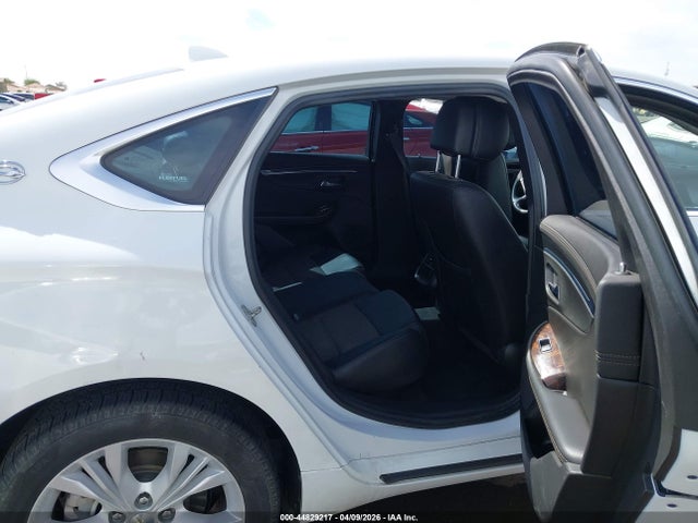 CHEVROLET IMPALA 1LT - 8