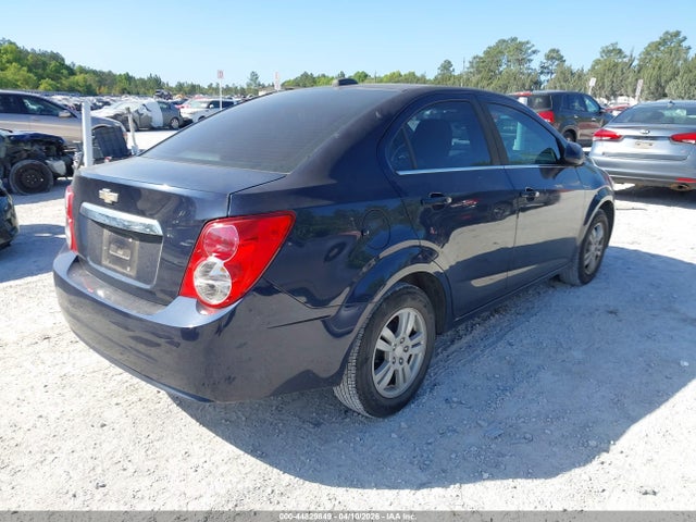 CHEVROLET SONIC LT AUTO - 4