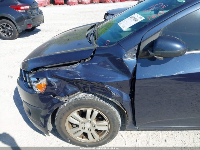 CHEVROLET SONIC LT AUTO - 6