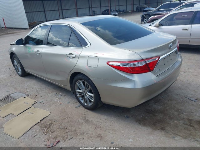 TOYOTA CAMRY - 3