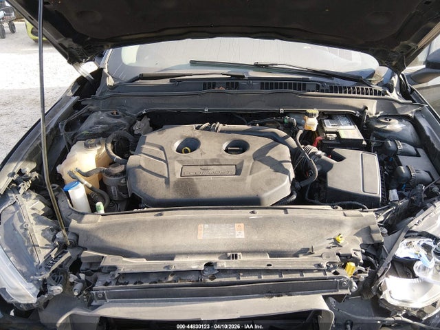 FORD FUSION SE - 10