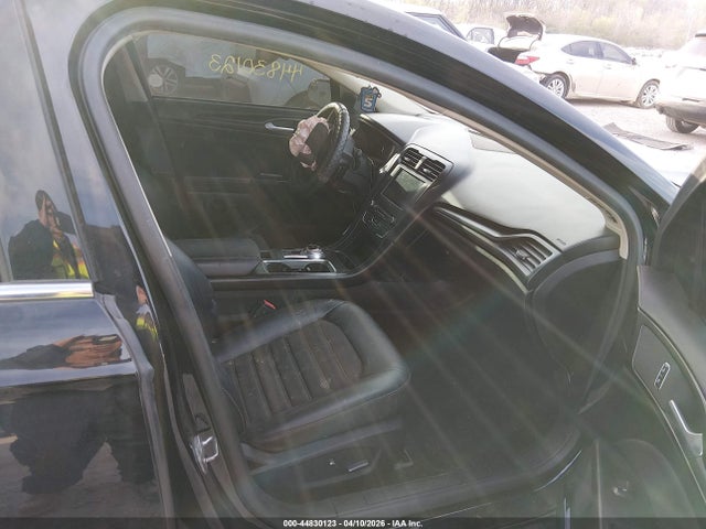 FORD FUSION SE - 5