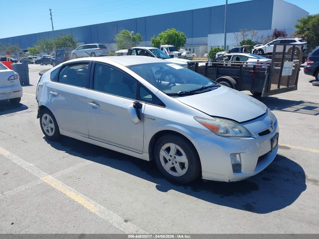 TOYOTA PRIUS - 1