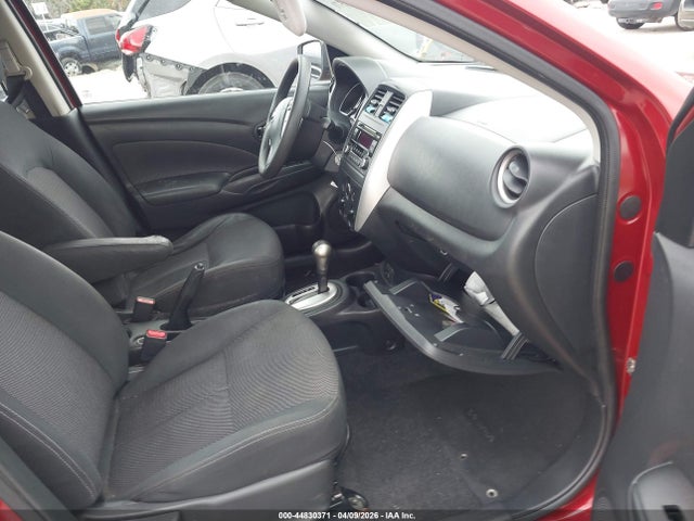 2017 Nissan VERSA 1.6 SV — фото 5