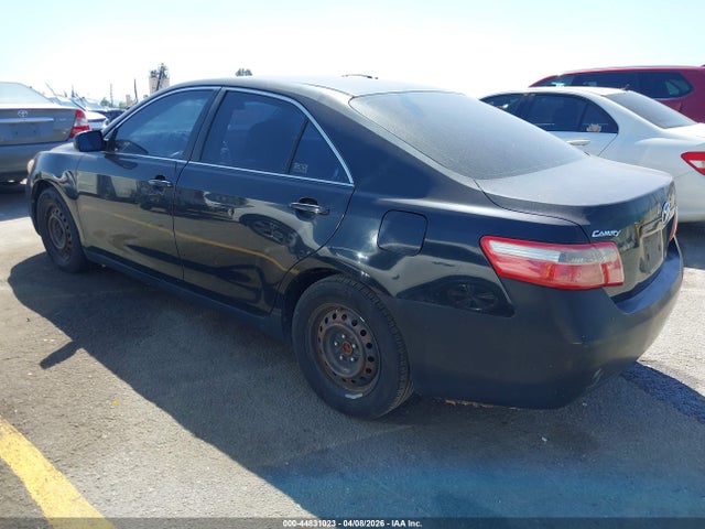 TOYOTA CAMRY - 3