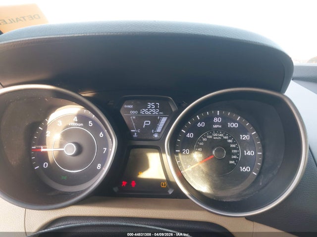 HYUNDAI ELANTRA GLS - 7