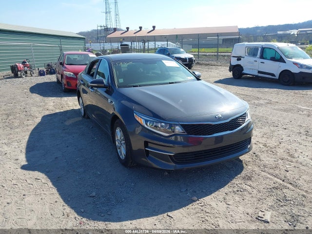 KIA OPTIMA LX - 1