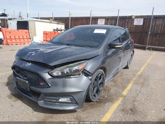 2017 FORD FOCUS ST 照片 2