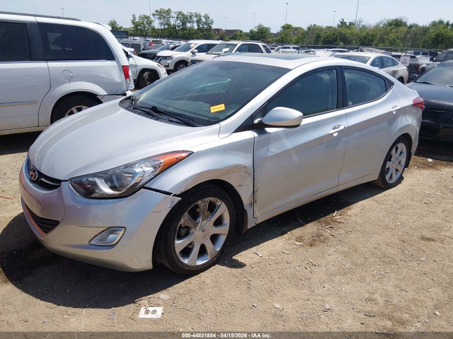 HYUNDAI ELANTRA - 2