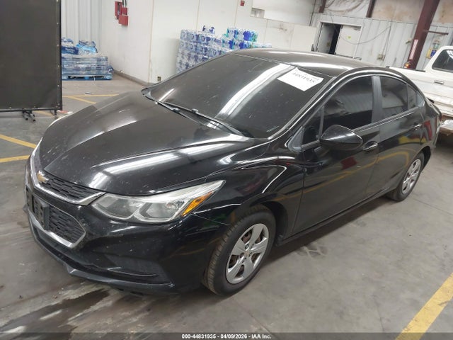 CHEVROLET CRUZE LS AUTO - 2