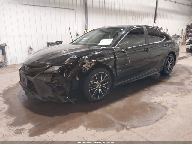 2022 Toyota CAMRY SE HYBRID 照片 2
