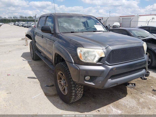 TOYOTA TACOMA - 1