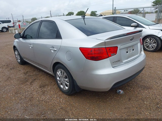 KIA FORTE EX - 3