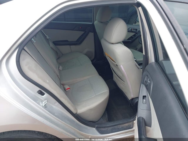 KIA FORTE EX - 8