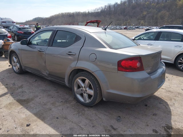 DODGE AVENGER - 3