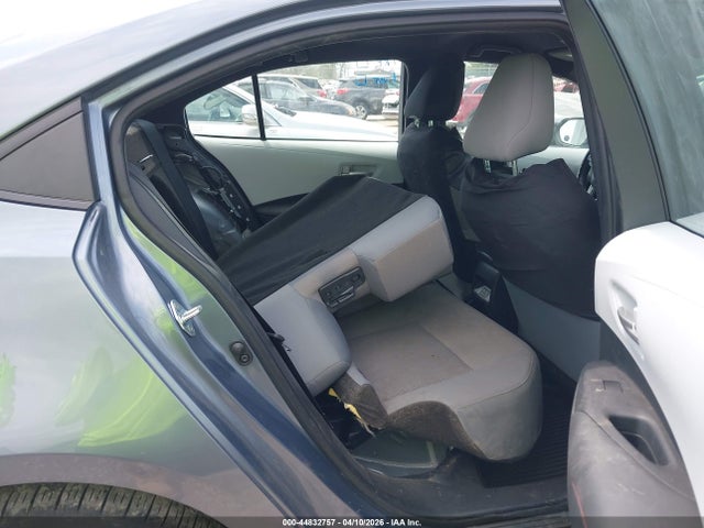 صورة 8 لـ 2025 Toyota COROLLA SE