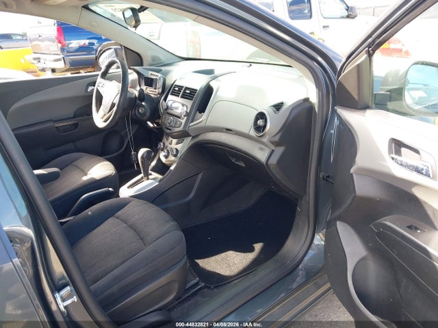 CHEVROLET SONIC LT AUTO - 5