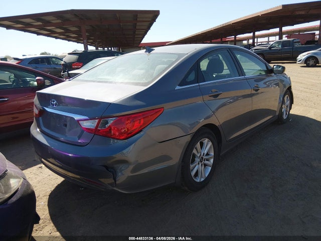 HYUNDAI SONATA GLS - 4