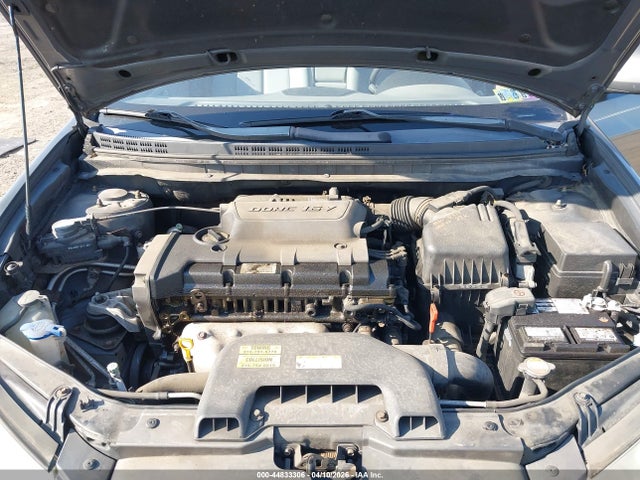 HYUNDAI ELANTRA GLS/SE - 10