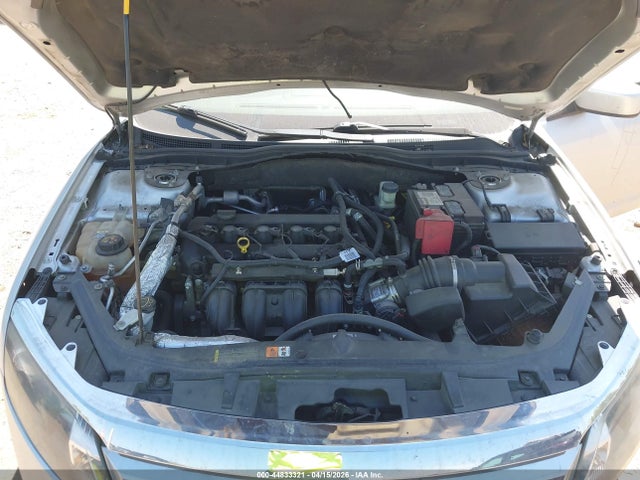 FORD FUSION SE - 10