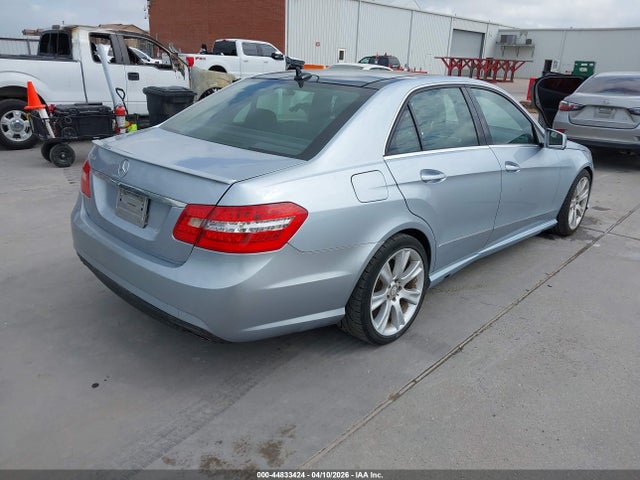 MERCEDES-BENZ E-CLASS - 4