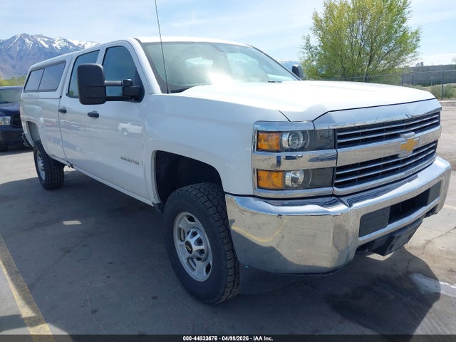 CHEVROLET SILVERADO - 1