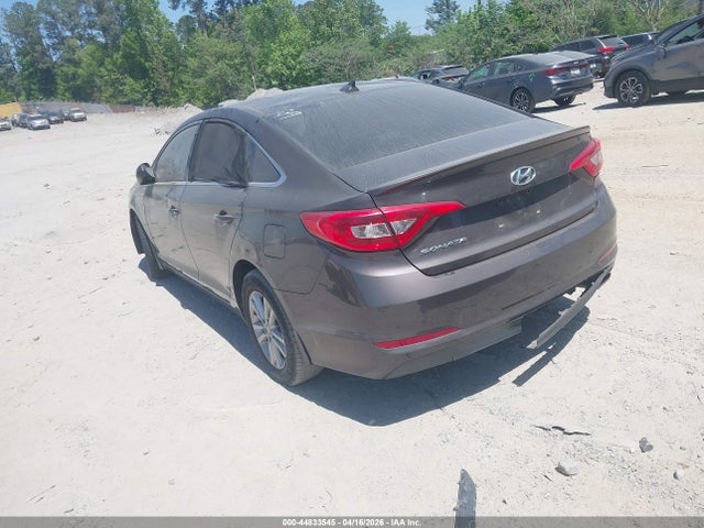 HYUNDAI SONATA SE - 3