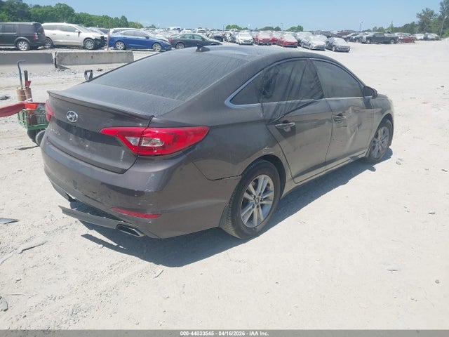 HYUNDAI SONATA SE - 4