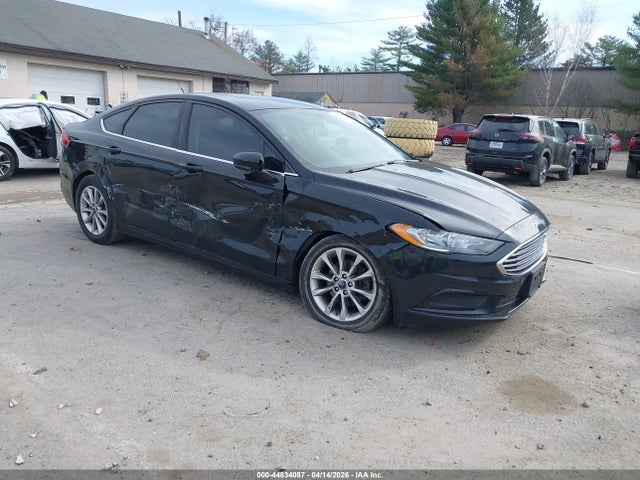 FORD FUSION SE - 1
