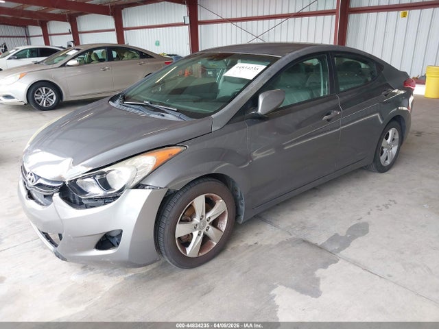 HYUNDAI ELANTRA GLS - 2