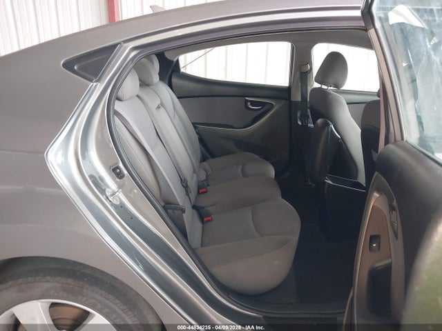 HYUNDAI ELANTRA GLS - 8