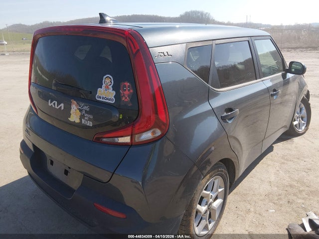 2022 KIA SOUL LX photo 4