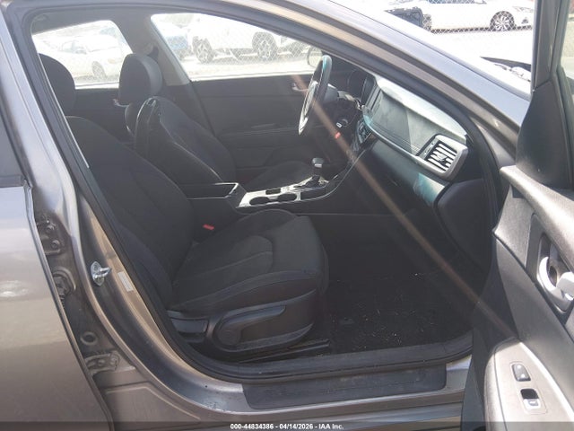 2018 KIA OPTIMA LX photo 5