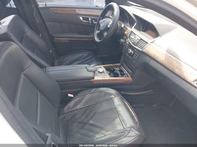 MERCEDES-BENZ E-CLASS - 5