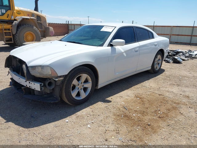 DODGE CHARGER SE - 2