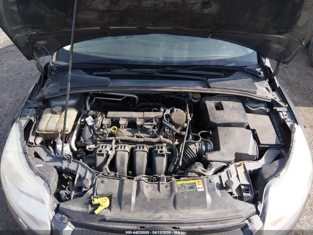 FORD FOCUS SE - 10