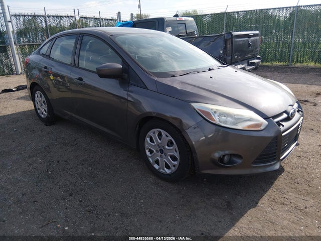FORD FOCUS SE - 1