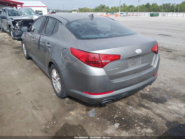 KIA OPTIMA LX - 3