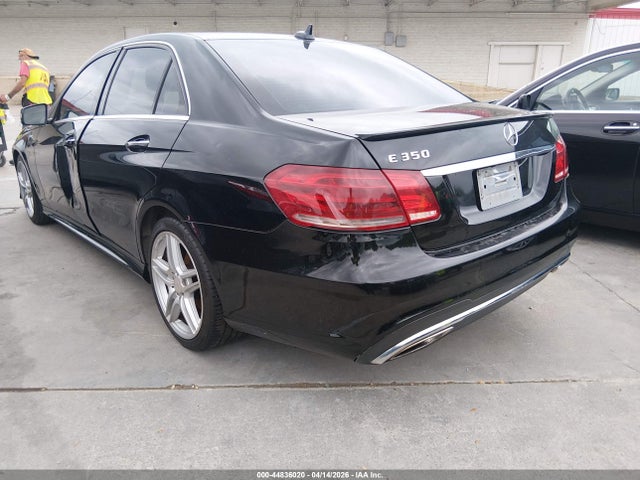 MERCEDES-BENZ E-CLASS - 3