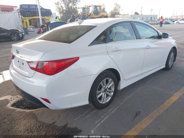 HYUNDAI SONATA GLS - 4