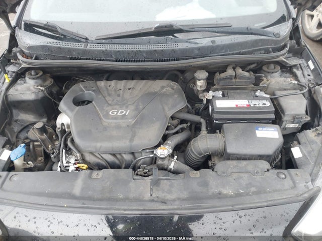 HYUNDAI ACCENT SE - 10