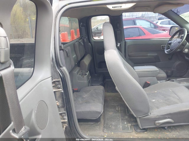 CHEVROLET COLORADO LS - 8