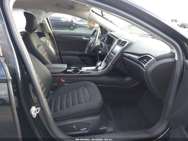 FORD FUSION SE - 5