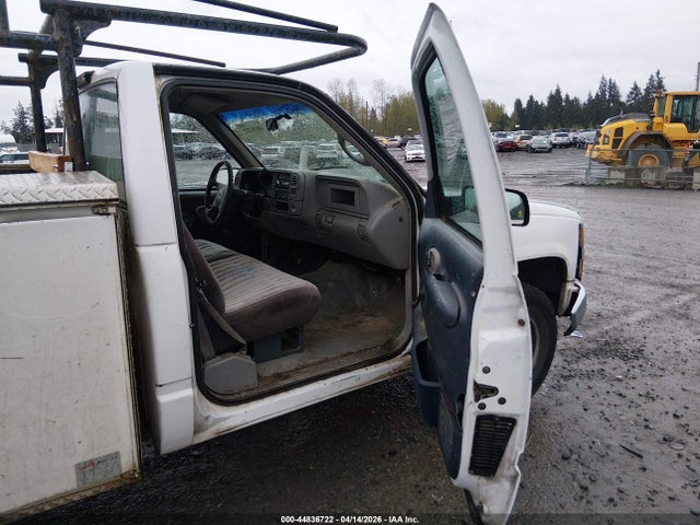 CHEVROLET C3500 CHASSIS - 5