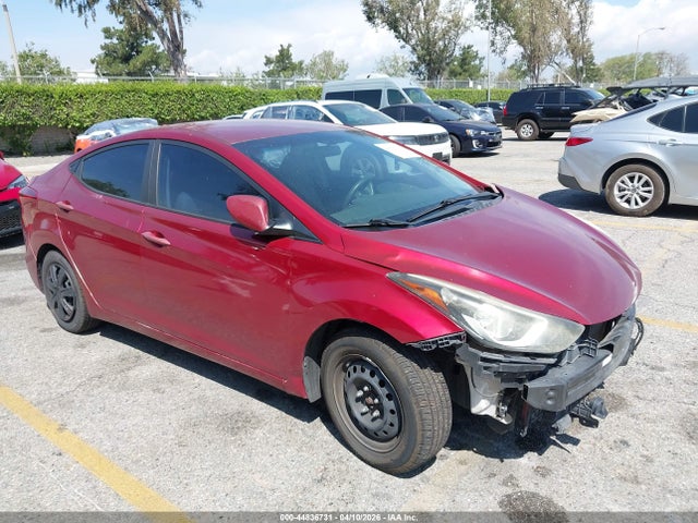 HYUNDAI ELANTRA SE - 1