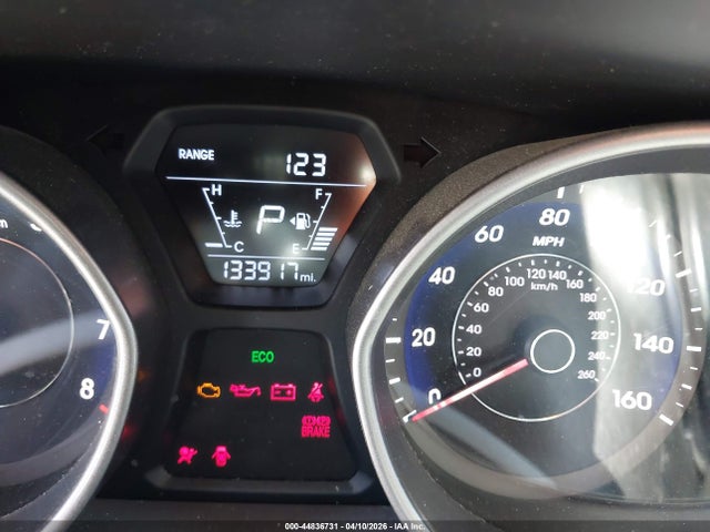 HYUNDAI ELANTRA SE - 7