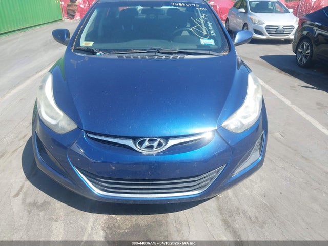 HYUNDAI ELANTRA SE - 6