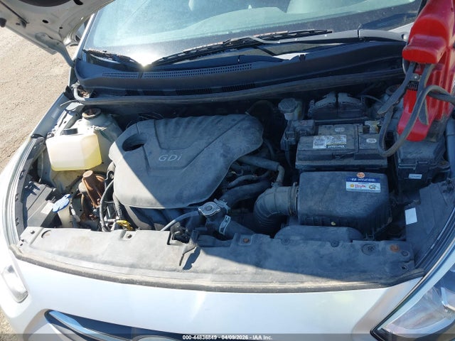 HYUNDAI ACCENT SE - 10