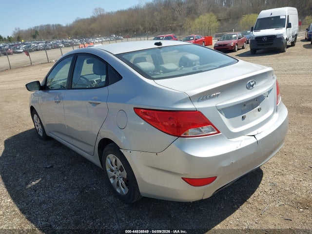 HYUNDAI ACCENT SE - 6